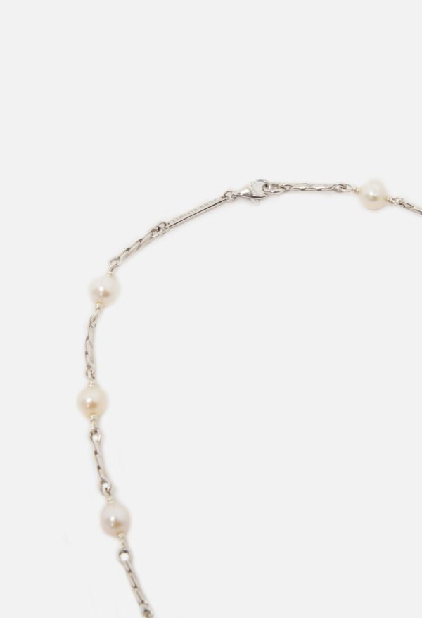 JOHN-ELLIOTT-X-M.A.R.S-TWIST-LINK-X-PEARL-NECKLACE-SILVER_03.jpg John Elliott X M.A.R.S Twist Link X Pearl Necklace / Silver
